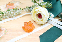 Load image into Gallery viewer, Pollipop maple candy wedding candy