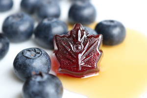 Pollipop blueberry maple candy